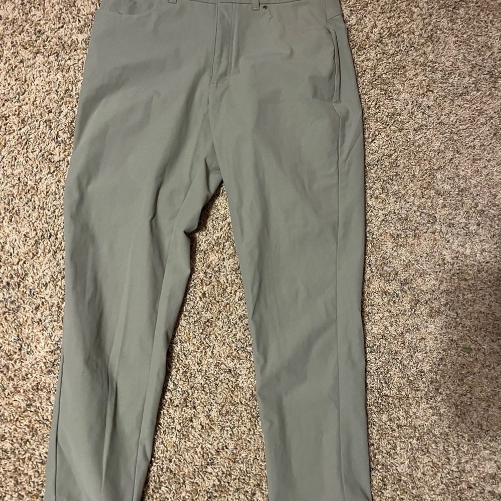 VRST Grayish khaki athletic pants W31 L30